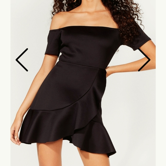 Nasty Gal Dresses & Skirts - NWT Off Shoulder Dress